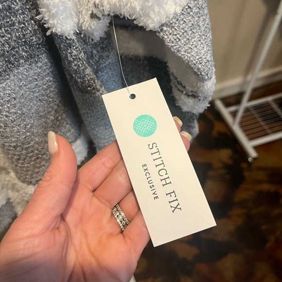 NWT Pink Clover Olive and Gray Cozy Cardigan - XL - Picture 4 of 6